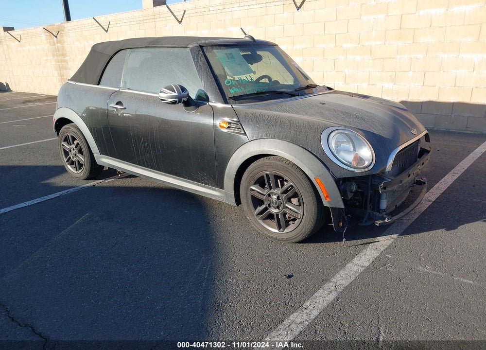 2013 MINI CONVERTIBLE COOPER VIN: WMWZN3C56DT568983