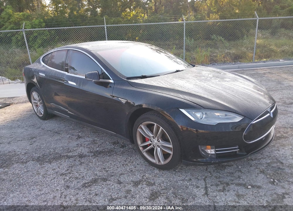 2015 TESLA MODEL S 85D/P85D VIN: 5YJSA1E43FF112342