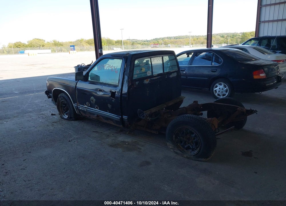 1991 CHEVROLET S TRUCK S10 VIN: 1GCCS14R4M8205091