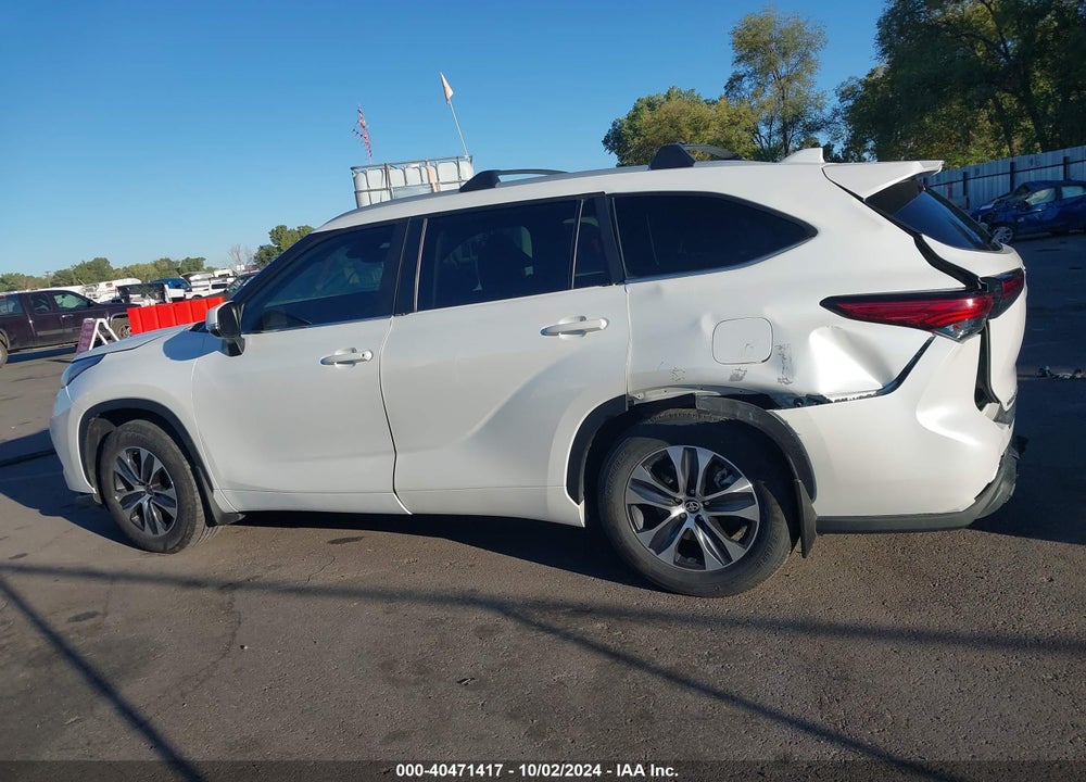 2023 TOYOTA HIGHLANDER XLE VIN: 5TDKDRBH3PS014809