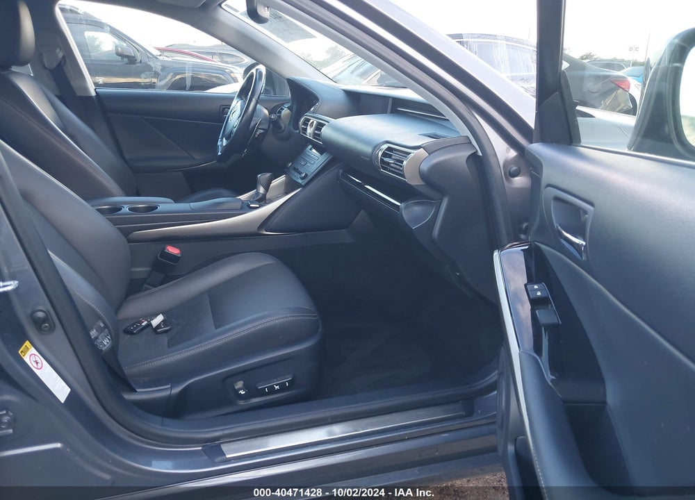 2016 LEXUS IS 350 VIN: JTHBE1D27G5024108