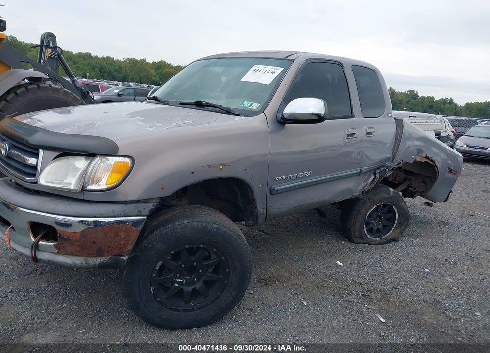 2000 TOYOTA TUNDRA SR5 V8 VIN: 5TBBT4411YS123494