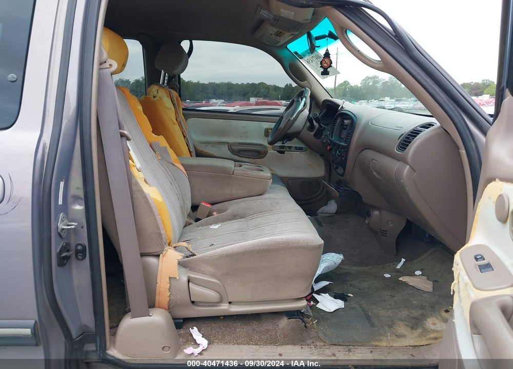 2000 TOYOTA TUNDRA SR5 V8 VIN: 5TBBT4411YS123494