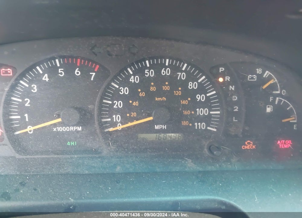 2000 TOYOTA TUNDRA SR5 V8 VIN: 5TBBT4411YS123494