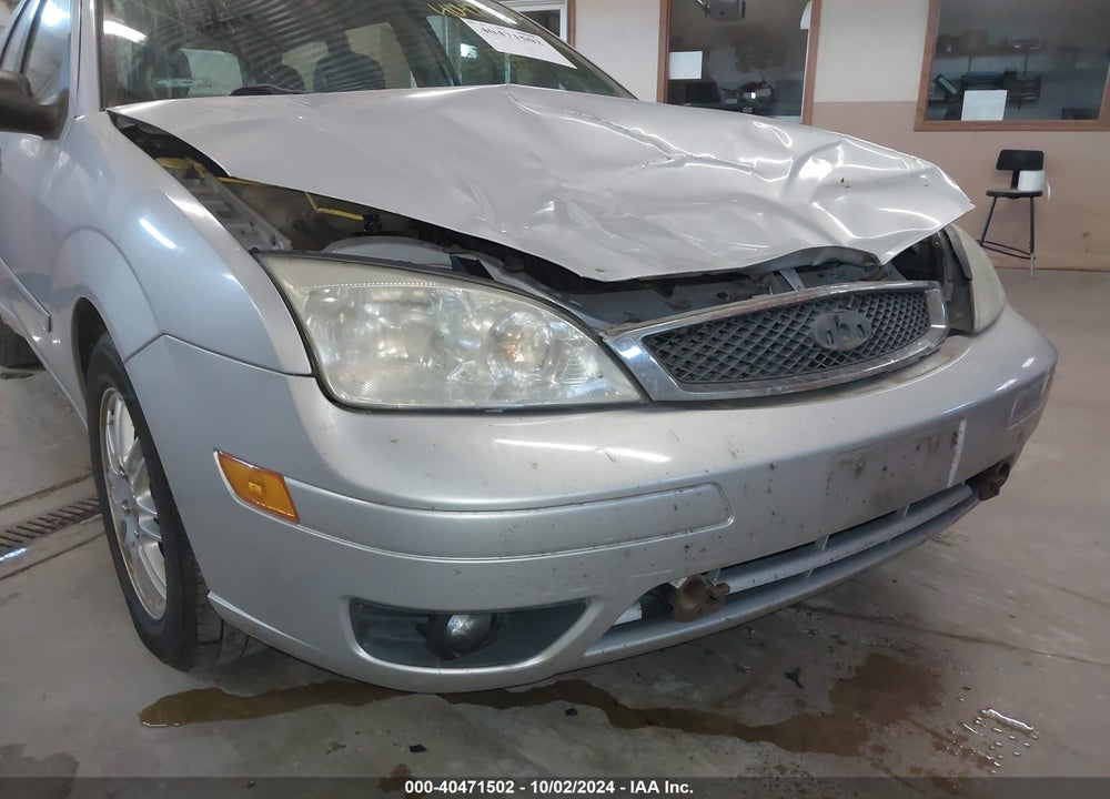 2005 FORD FOCUS ZXW VIN: 1FAFP36N15W228206