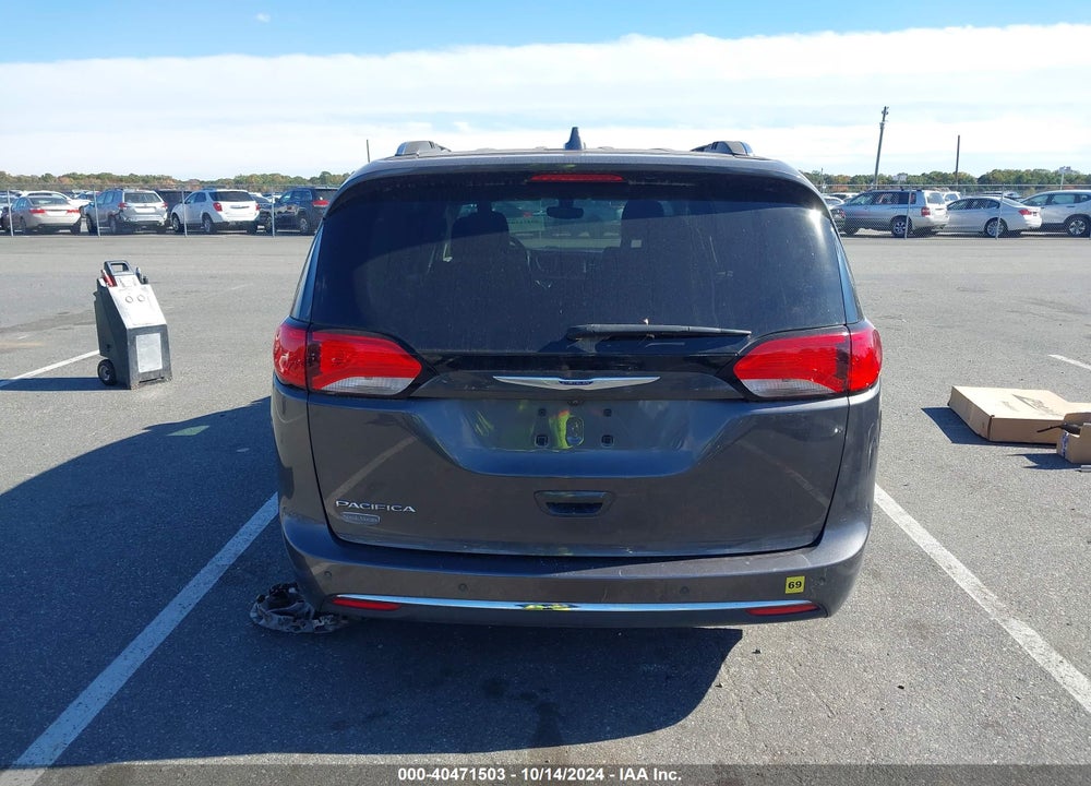 2020 CHRYSLER PACIFICA TOURING L VIN: 2C4RC1BG5LR106534