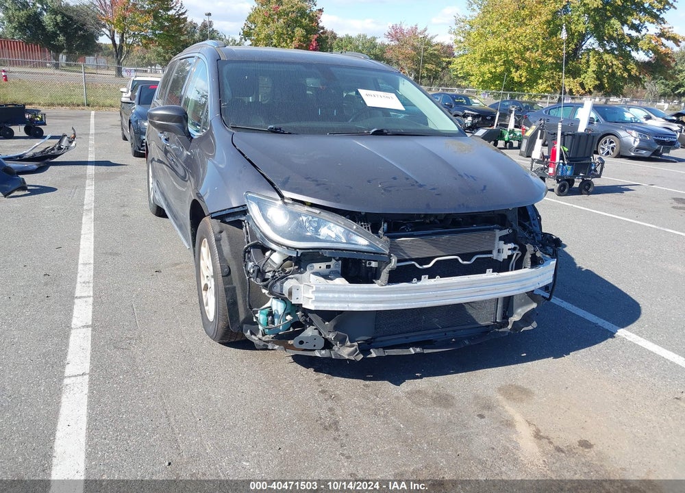 2020 CHRYSLER PACIFICA TOURING L VIN: 2C4RC1BG5LR106534