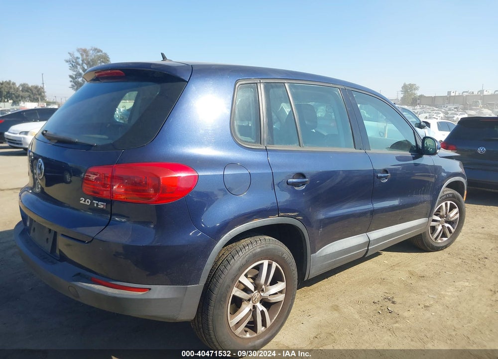 2013 VOLKSWAGEN TIGUAN S VIN: WVGAV3AX2DW562936