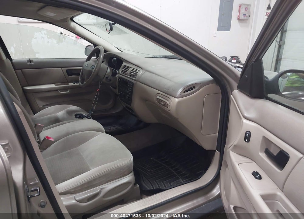 2003 FORD TAURUS SES VIN: 1FAFP55U03G211442