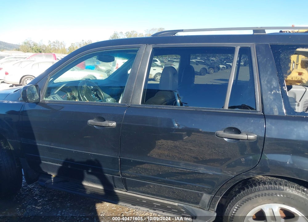 2004 HONDA PILOT EX-L VIN: 5FNYF18554B006892