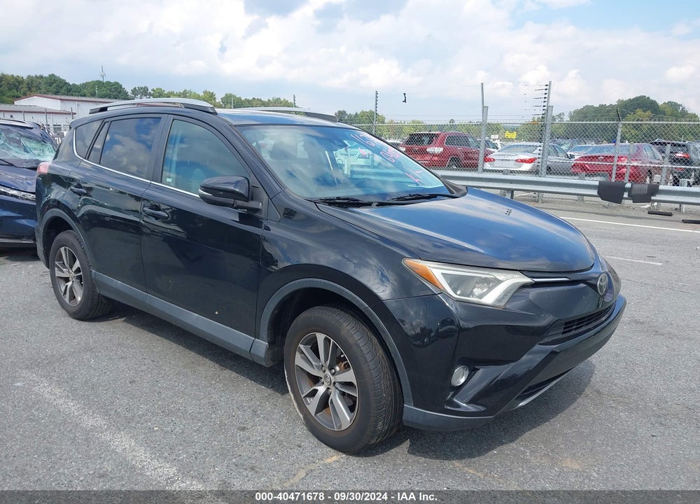 2017 TOYOTA RAV4 XLE VIN: 2T3WFREV8HW376406