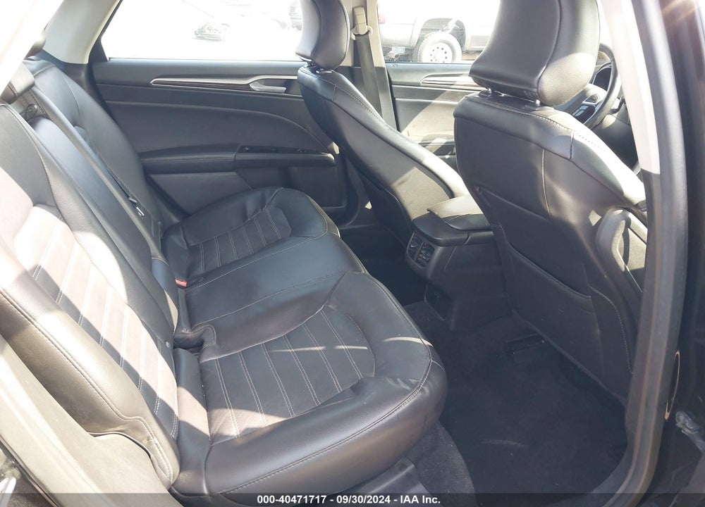 2015 FORD FUSION SE VIN: 3FA6P0HD1FR294598