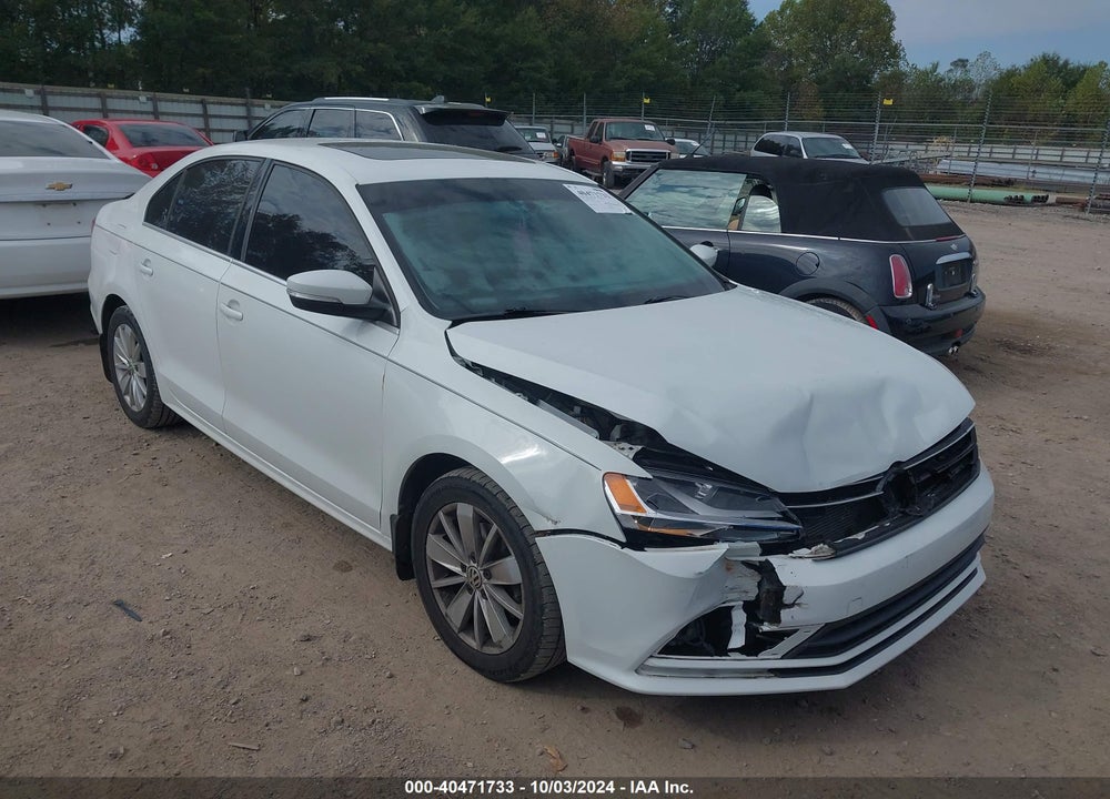 2015 VOLKSWAGEN JETTA 1.8T SE VIN: 3VWD07AJ8FM305816