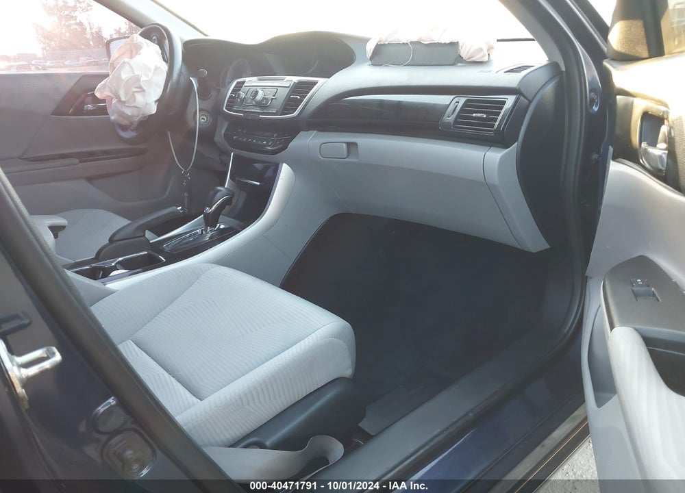 2017 HONDA ACCORD LX VIN: 1HGCR2F32HA265624