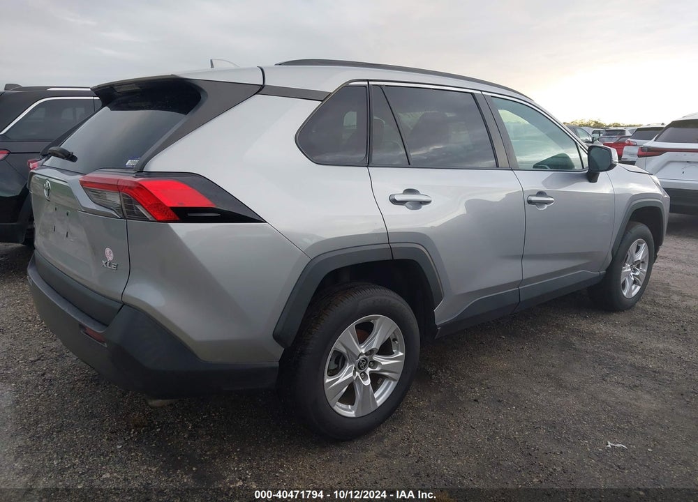 2021 TOYOTA RAV4 XLE VIN: 2T3W1RFV3MW149373