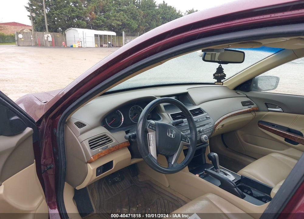 2010 HONDA ACCORD 2.4 EX-L VIN: 1HGCP2F82AA024511