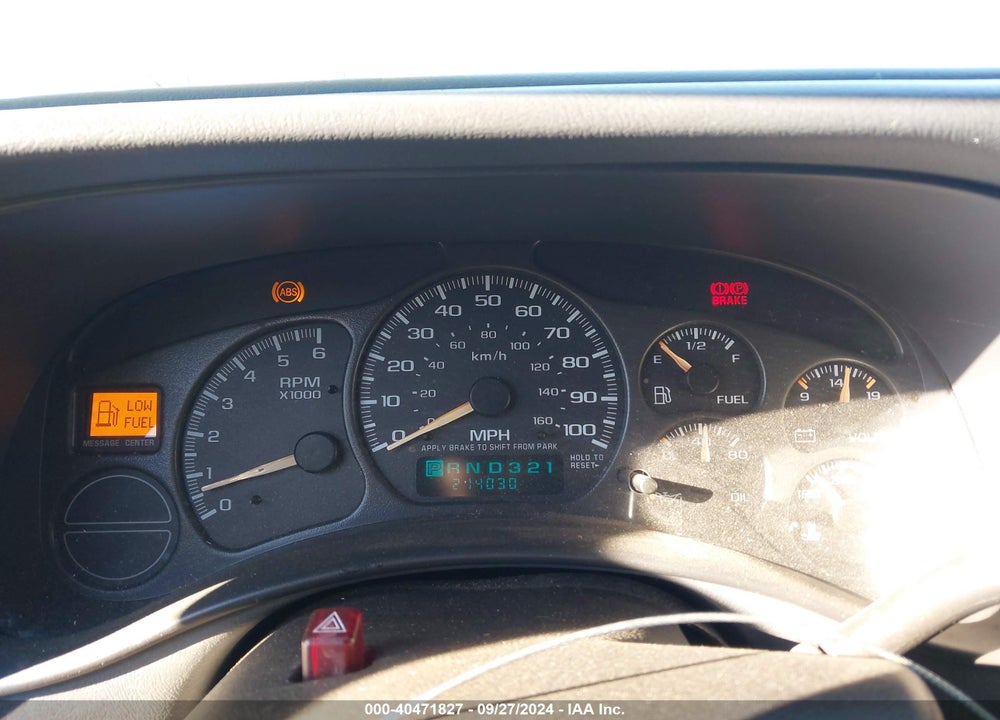 2002 CHEVROLET TAHOE LS VIN: 1GNEK13T82R319499