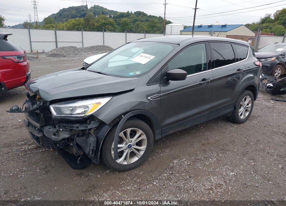 2017 FORD ESCAPE SE VIN: 1FMCU9GD9HUC75431