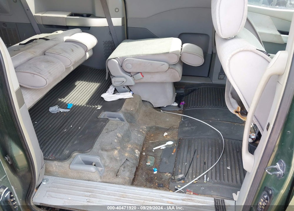 2004 NISSAN QUEST VIN: 5N1BV28U44N363273