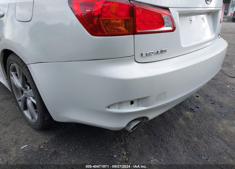 2010 LEXUS IS 250 VIN: JTHBF5C26A5120633