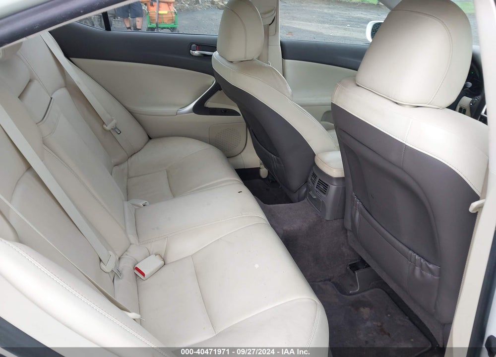 2010 LEXUS IS 250 VIN: JTHBF5C26A5120633