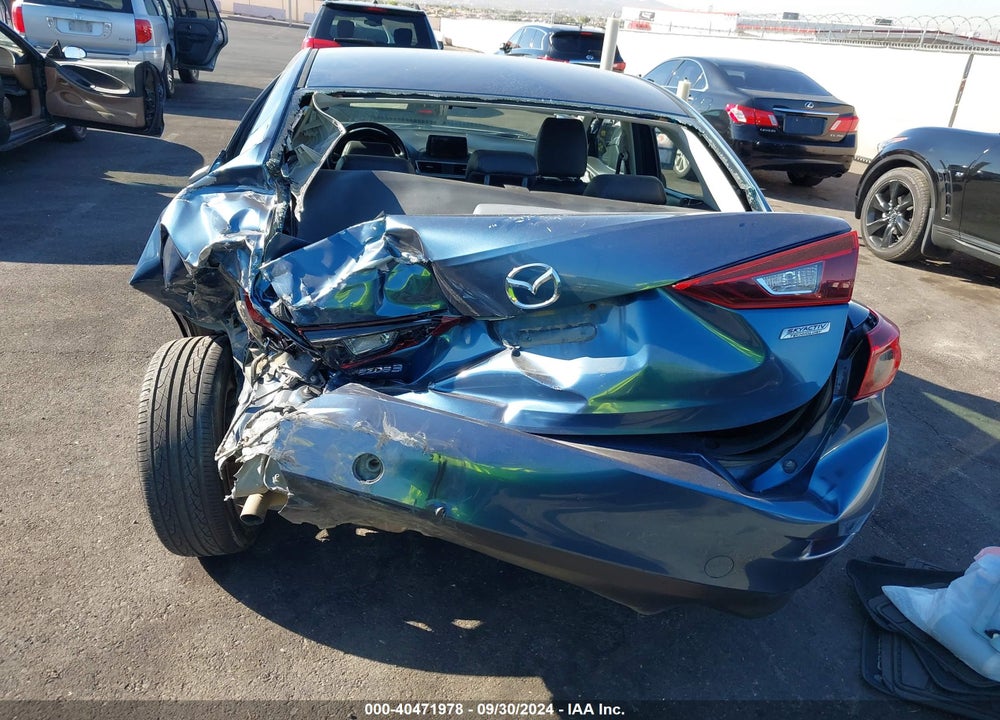 2017 MAZDA 3 4-DOOR TOURING VIN: JM1BN1V70H1120781