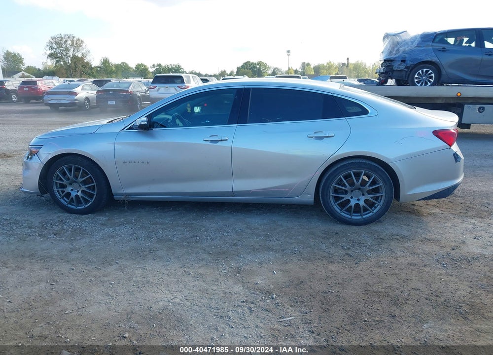 2018 CHEVROLET MALIBU LT VIN: 1G1ZD5ST1JF174442