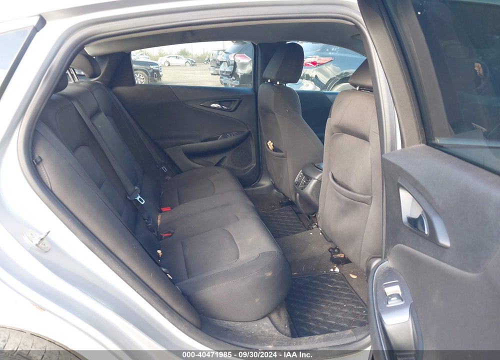 2018 CHEVROLET MALIBU LT VIN: 1G1ZD5ST1JF174442