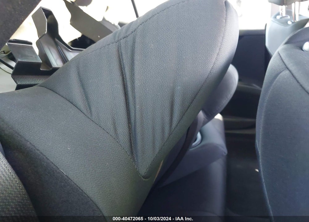 2020 TOYOTA CAMRY LE VIN: 4T1C11AK1LU869053