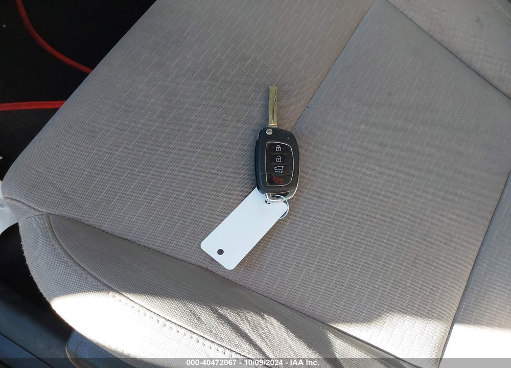 2021 HYUNDAI TUCSON SE VIN: KM8J23A45MU411194