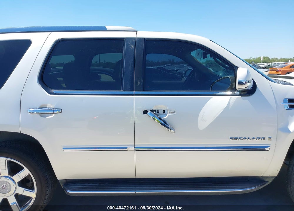 2008 CADILLAC ESCALADE STANDARD VIN: 1GYFK63898R181447
