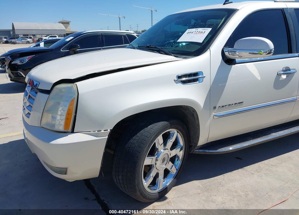 2008 CADILLAC ESCALADE STANDARD VIN: 1GYFK63898R181447