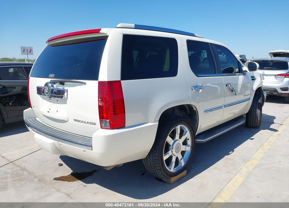 2008 CADILLAC ESCALADE STANDARD VIN: 1GYFK63898R181447