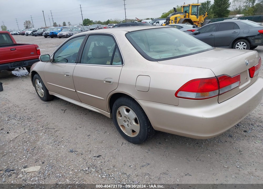 2002 HONDA ACCORD 3.0 EX VIN: 1HGCG16572A031293