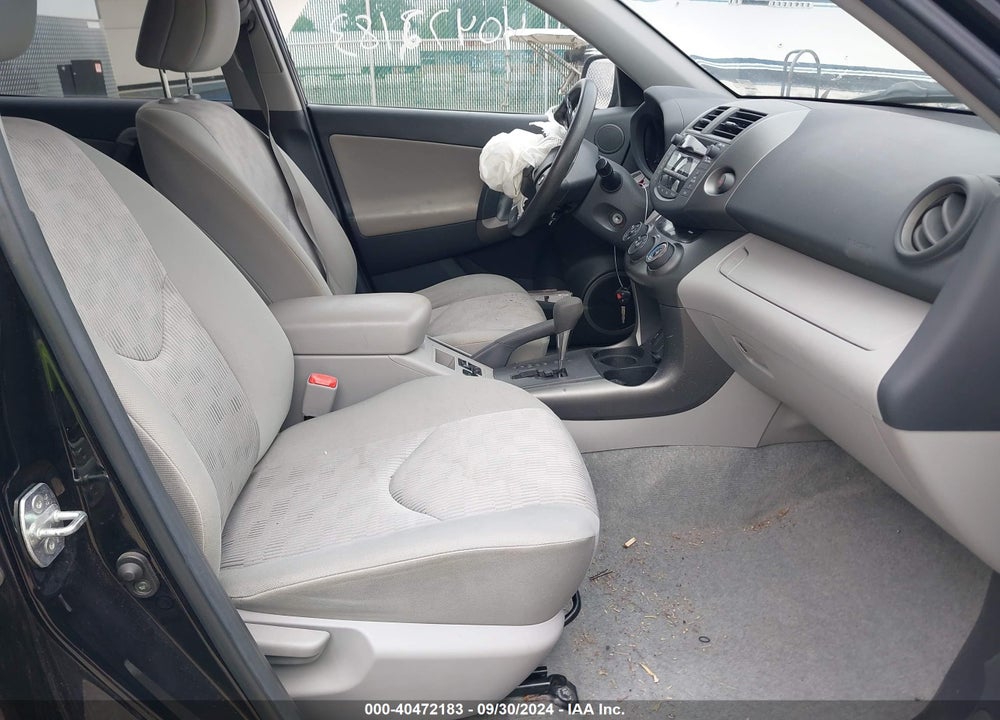 2011 TOYOTA RAV4 VIN: 2T3ZF4DV3BW077740