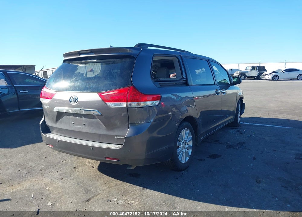 2011 TOYOTA SIENNA LIMITED V6 VIN: 5TDYK3DC2BS058520