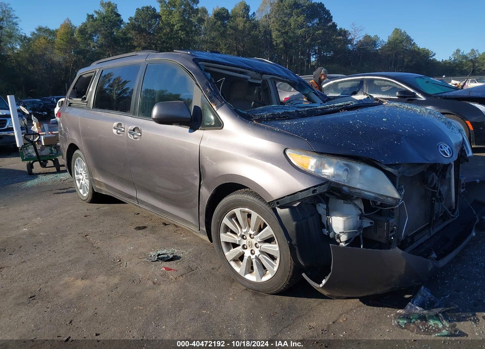 2011 TOYOTA SIENNA LIMITED V6 VIN: 5TDYK3DC2BS058520