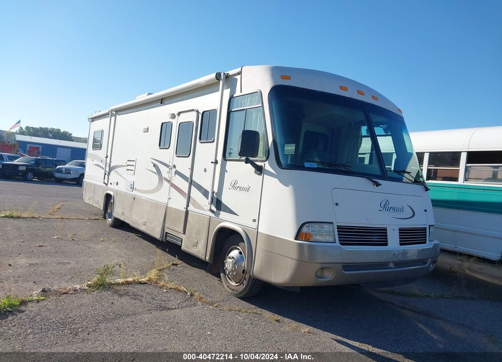 2002 FORD F550 SUPER DUTY STRIPPED CHASS VIN: 1FCMF53S120A02174