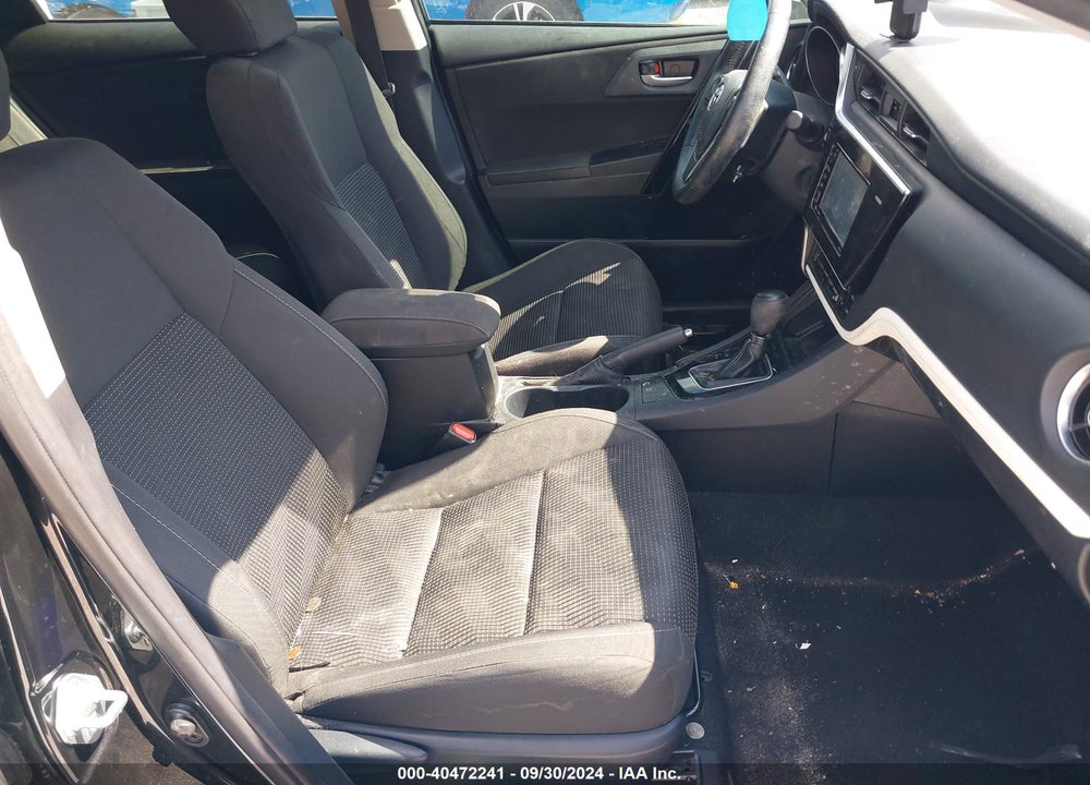 2018 TOYOTA COROLLA IM VIN: JTNKARJE8JJ560277
