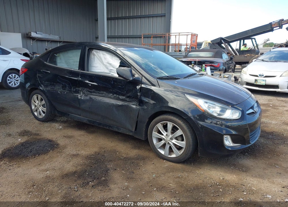2013 HYUNDAI ACCENT GLS VIN: KMHCU4AEXDU329575