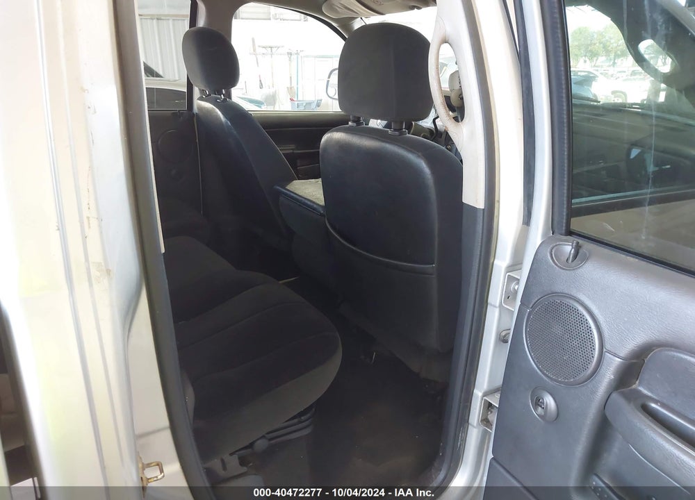 2005 DODGE RAM 1500 SLT/LARAMIE VIN: 1D7HU18D05J623520