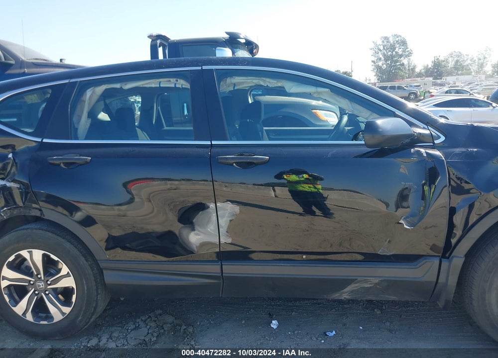 2017 HONDA CR-V LX VIN: 2HKRW6H32HH214641