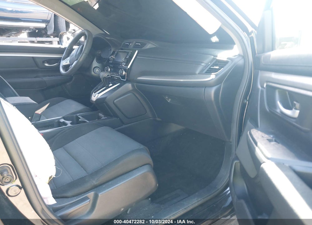 2017 HONDA CR-V LX VIN: 2HKRW6H32HH214641