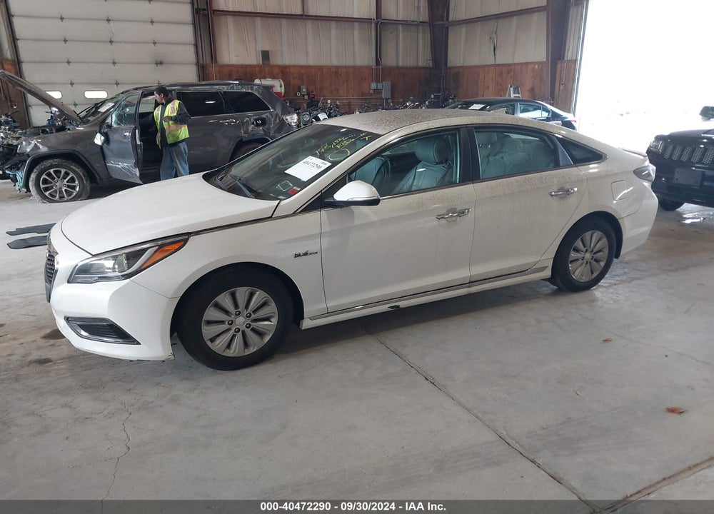 2017 HYUNDAI SONATA HYBRID SE VIN: KMHE24L10HA043458