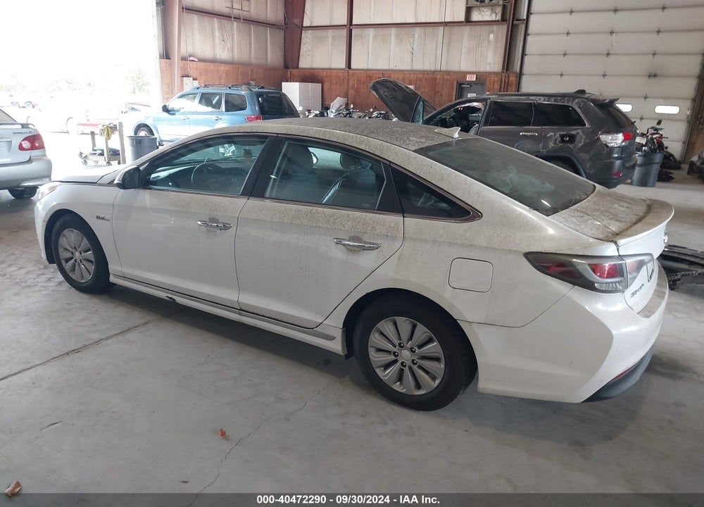 2017 HYUNDAI SONATA HYBRID SE VIN: KMHE24L10HA043458