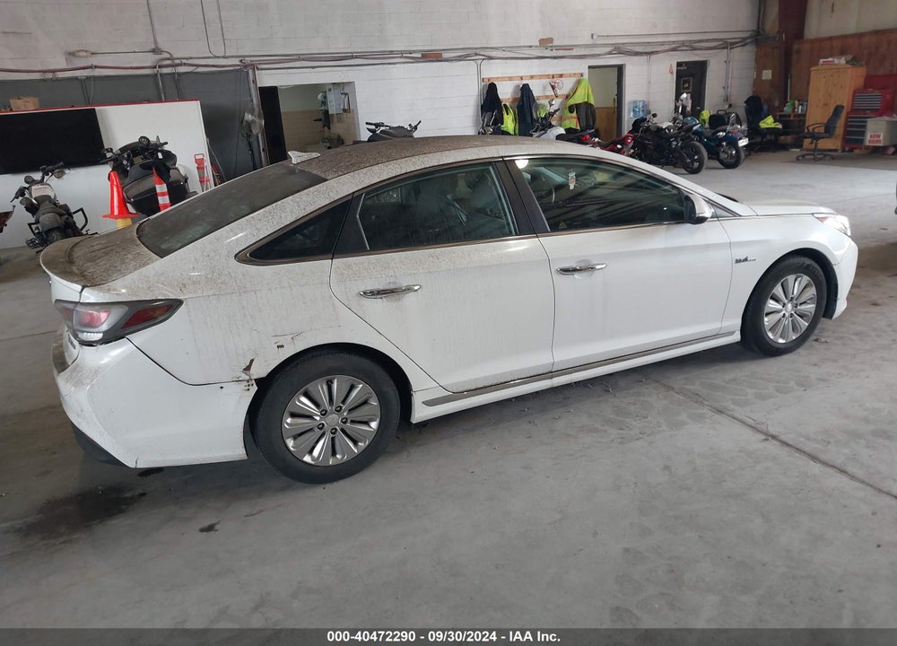 2017 HYUNDAI SONATA HYBRID SE VIN: KMHE24L10HA043458