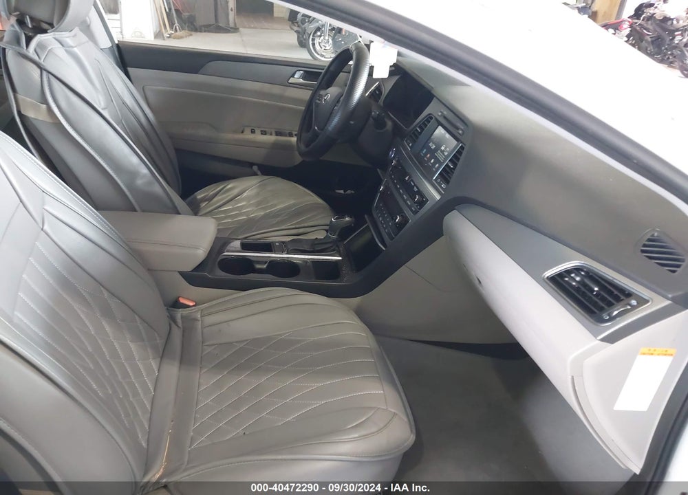 2017 HYUNDAI SONATA HYBRID SE VIN: KMHE24L10HA043458