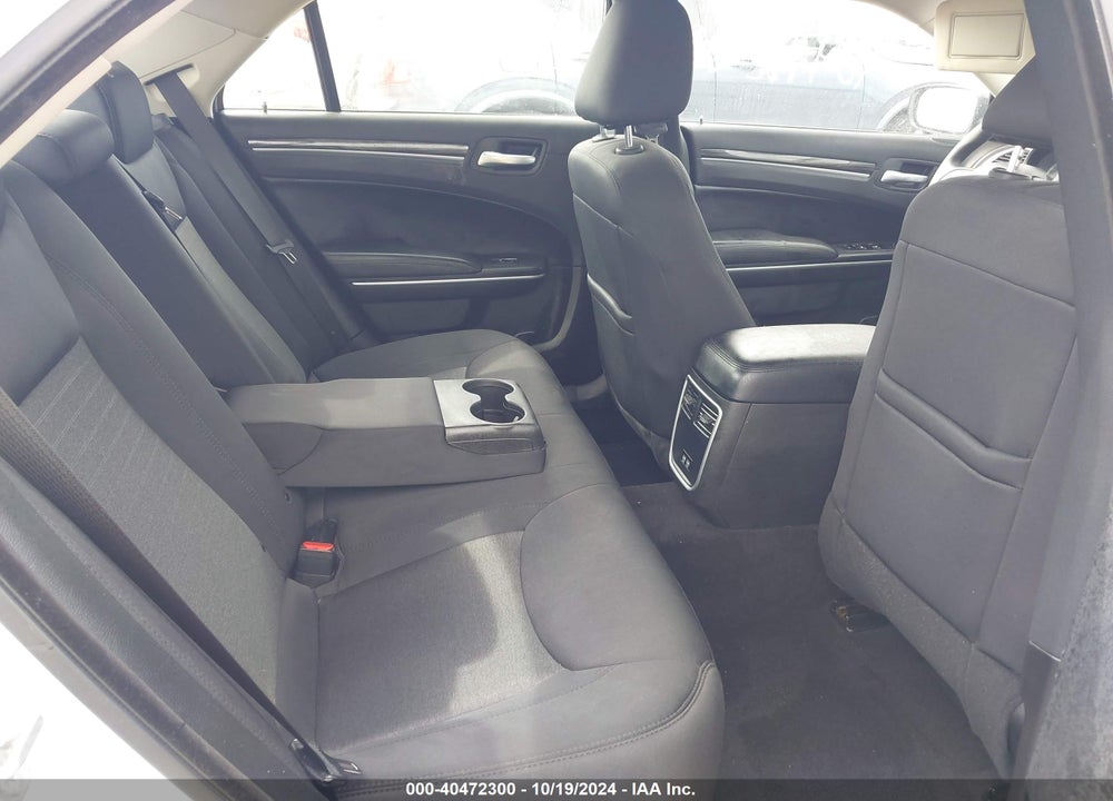 2022 CHRYSLER 300 TOURING VIN: 2C3CCAAG0NH256572