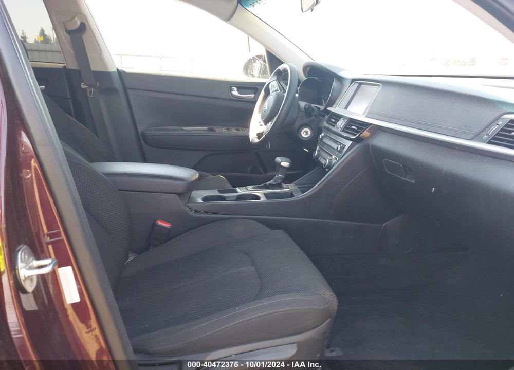 2019 KIA OPTIMA LX VIN: 5XXGT4L30KG309262