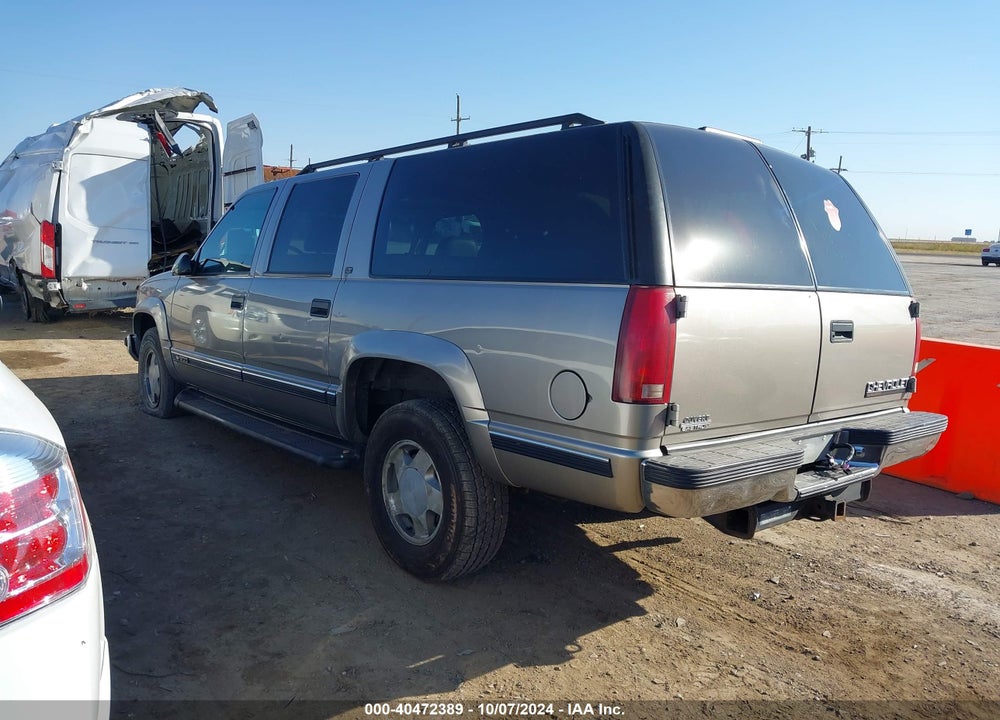 1999 CHEVROLET SUBURBAN 1500 LT VIN: 1GNFK16R4XJ569946